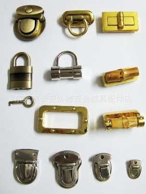 廠家直銷鋅合金狗扣鉤扣 箱包服裝配件優(yōu)選，東莞長安協(xié)鑫專注品質(zhì)與價(jià)格優(yōu)勢